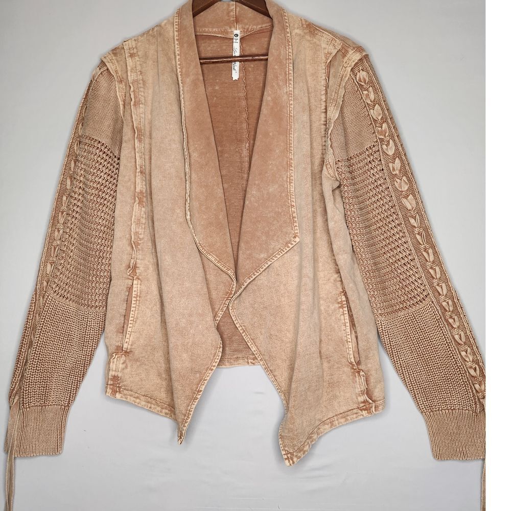 Leo & Nicole Beige Open-Front Knit Cardigan